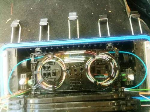 Raccordement des câbles fibre optique