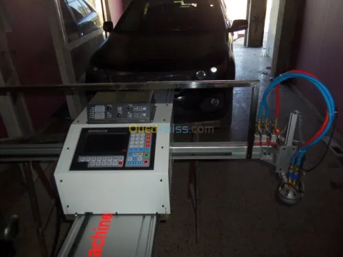 importation de machine de decoupage 