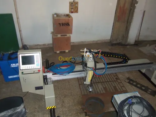 importation de machine de decoupage 
