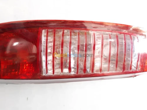 FEUX STOP ARRIERE TATA INDICA NV 2016