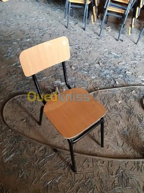 Fabrication des table et chaise scolai