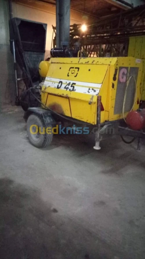 مضخة اسمنات صوناكوم D45