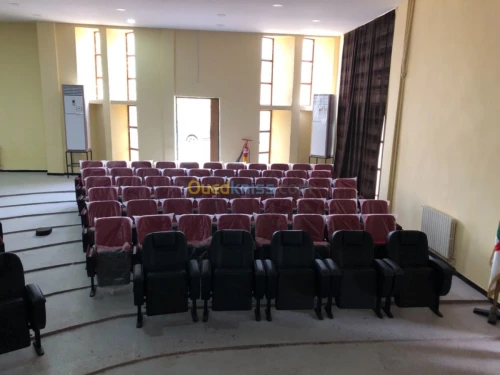 fauteuil de conférence.