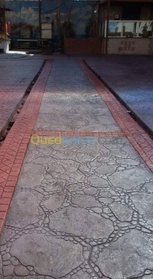 تزين الارضيىة والمسحات الخضراء