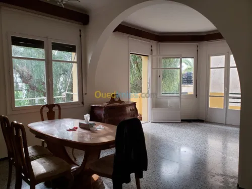 Location Appartement F3 Alger Hydra
