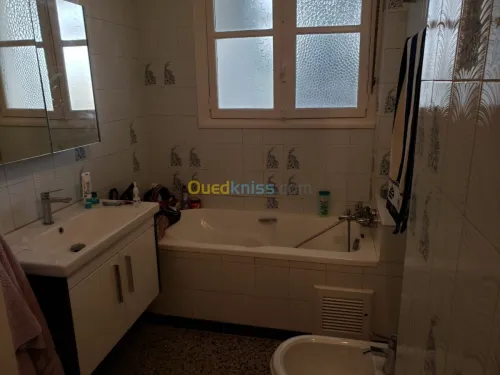 Location Appartement F3 Alger Hydra