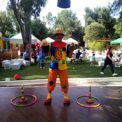 Clown Magicien Marionnettes Mascottes 