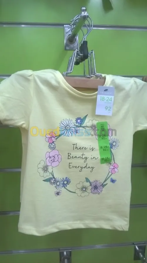T-shirts et ensembles T-shirt & short 