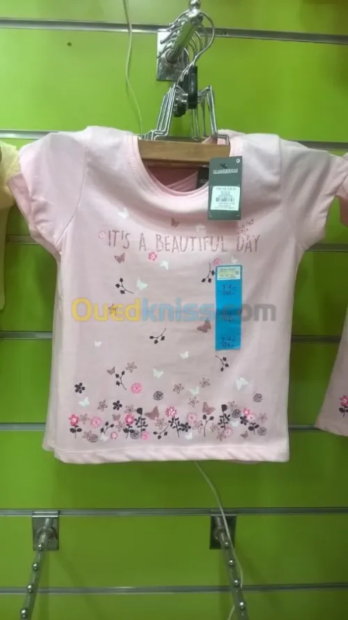 T-shirts et ensembles T-shirt & short 