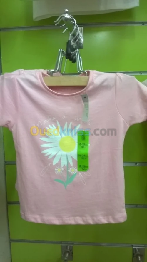 T-shirts et ensembles T-shirt & short 