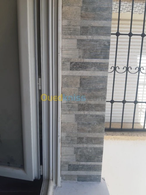 Maçon specialiste faience