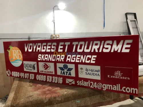 panneaux pub , enseigne lumineuse