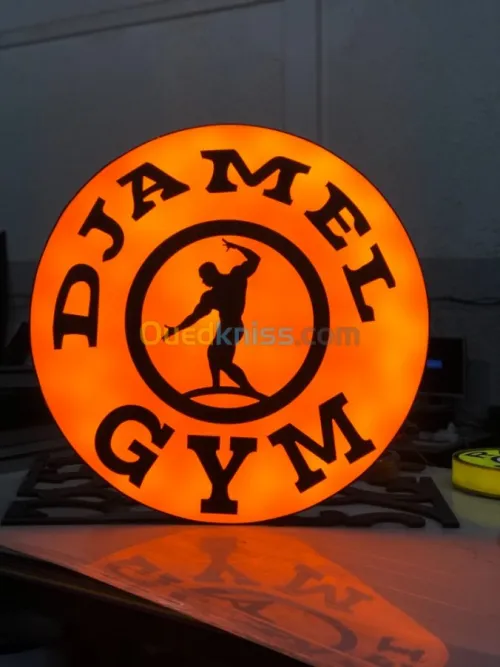 panneaux pub , enseigne lumineuse