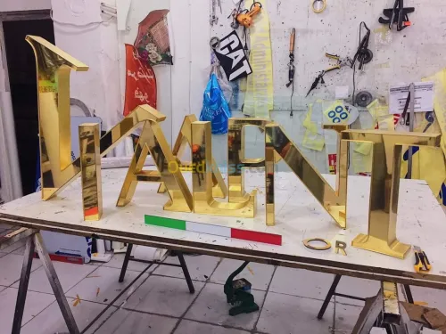 panneaux pub , enseigne lumineuse