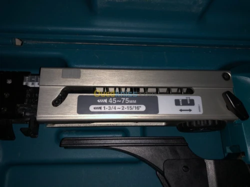 visseuse automatique Makita