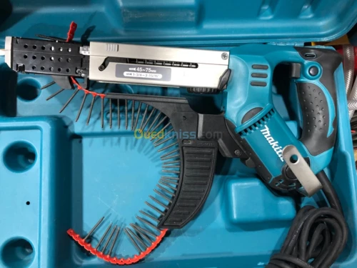 visseuse automatique Makita