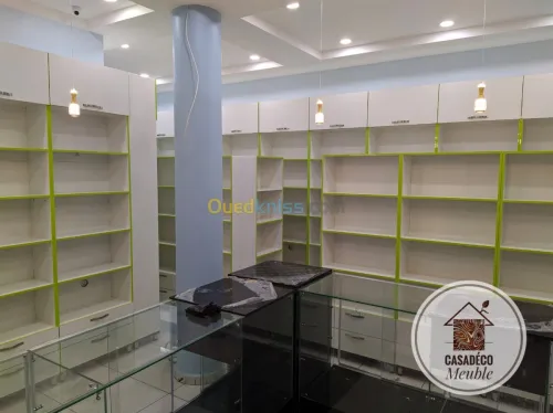 Agencement de pharmacie/clinique