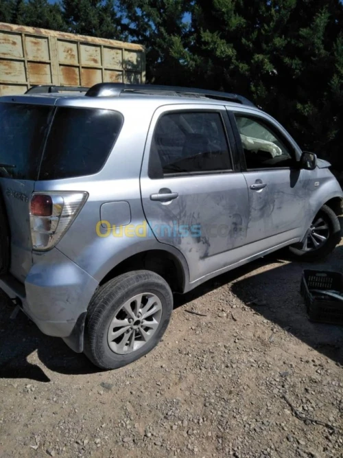 Daihatsu et Toyota Casse et Neuf