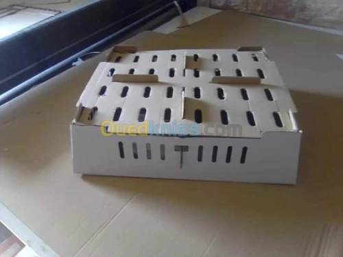 Fabrication de caisses en carton ondul