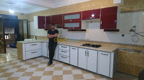 Fabrication de chambres et cuisines ..