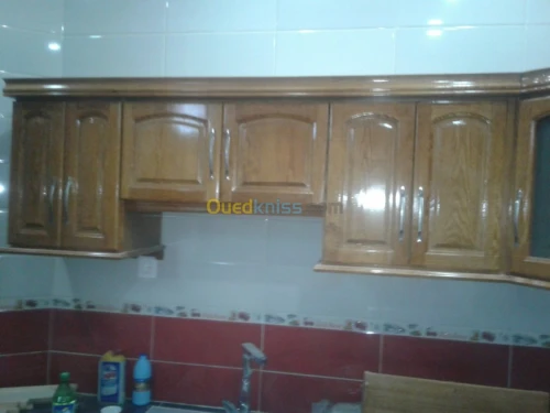Fabrication de chambres et cuisines ..