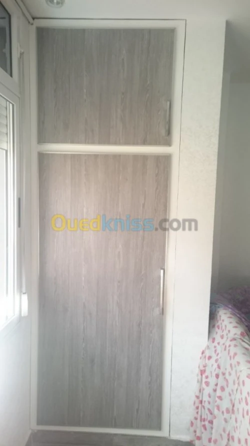 Fabrication de chambres et cuisines ..