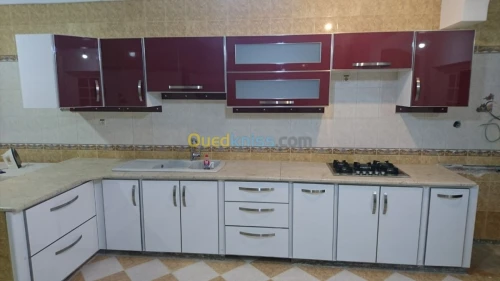 Fabrication de chambres et cuisines ..