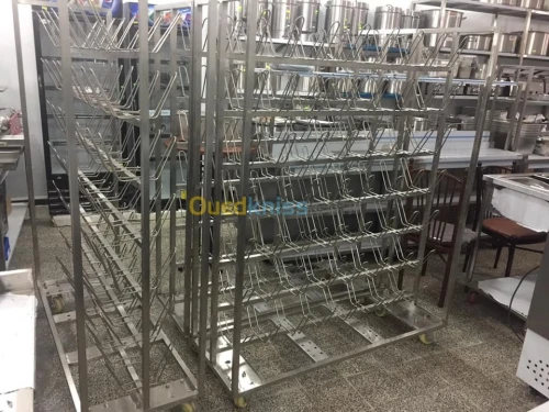 chariot de volaille et table en inox @