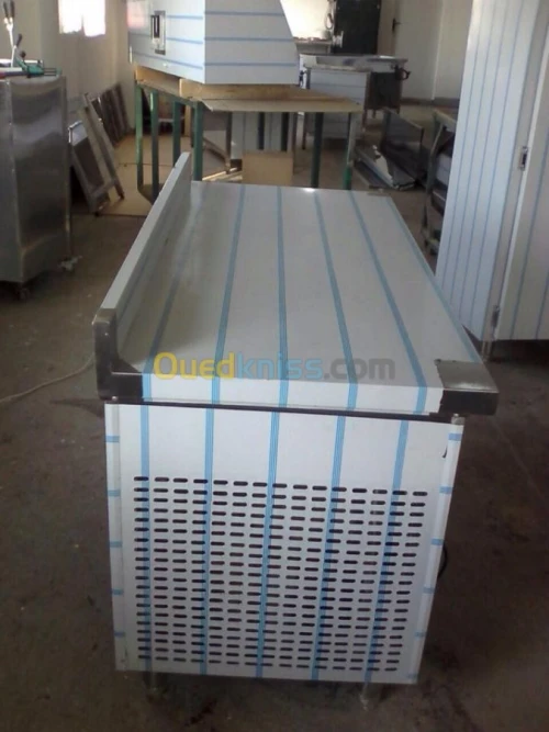 chariot de volaille et table en inox @