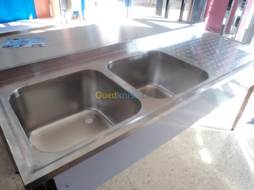 chariot de volaille et table en inox @