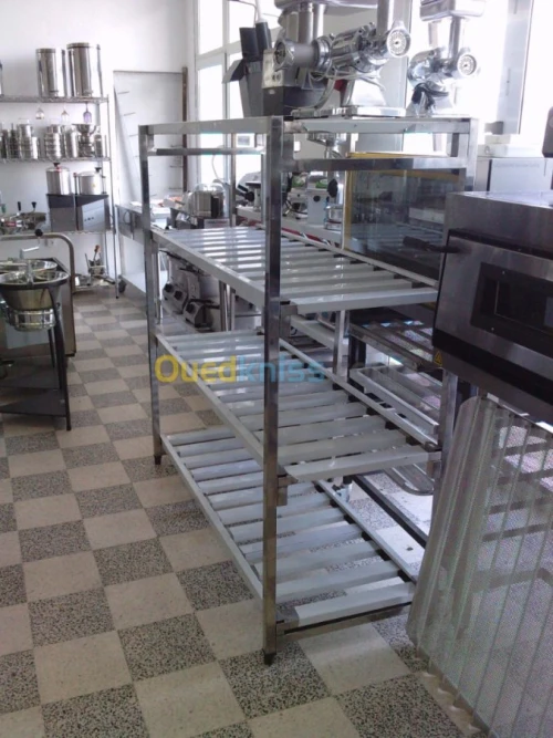 chariot de volaille et table en inox @