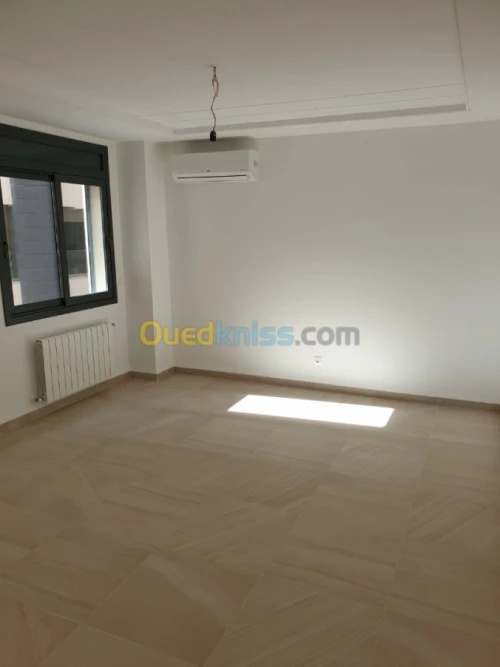Location Appartement F5 Alger Said hamdine