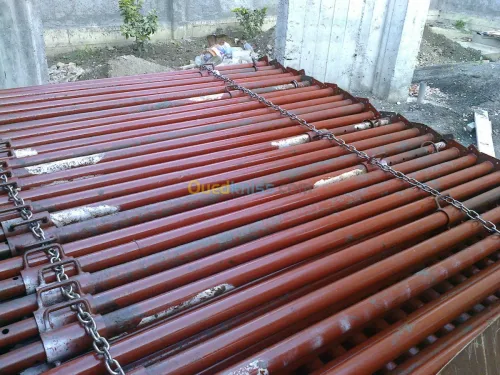 Location pied droit (etai) métallique 