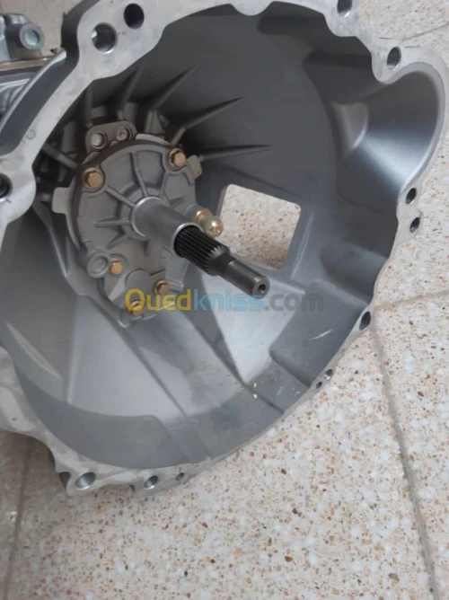 BOITE A VITESSE ISUZU D-MAX 2.5