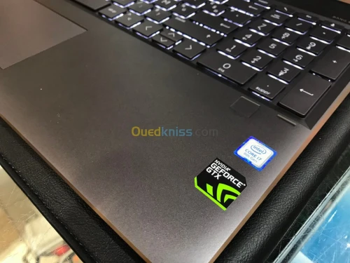 HP SPECTRE 15 4k i7 8750H 16GB 1050 Ti