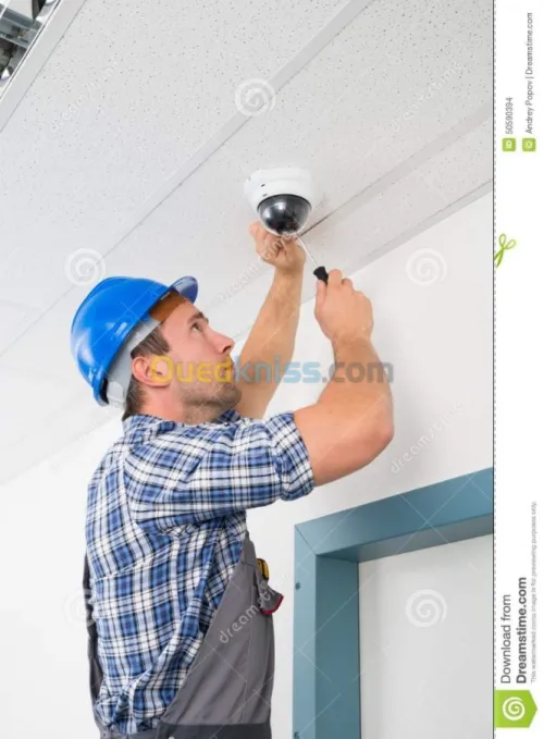 Systéme de Video Surveillance et Centrale d'Alarme