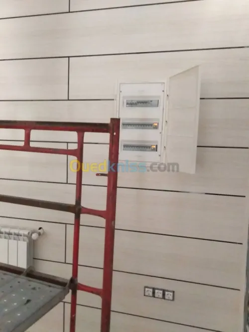 كهرباء معمارية - ELECTRICITE BATIMENTS