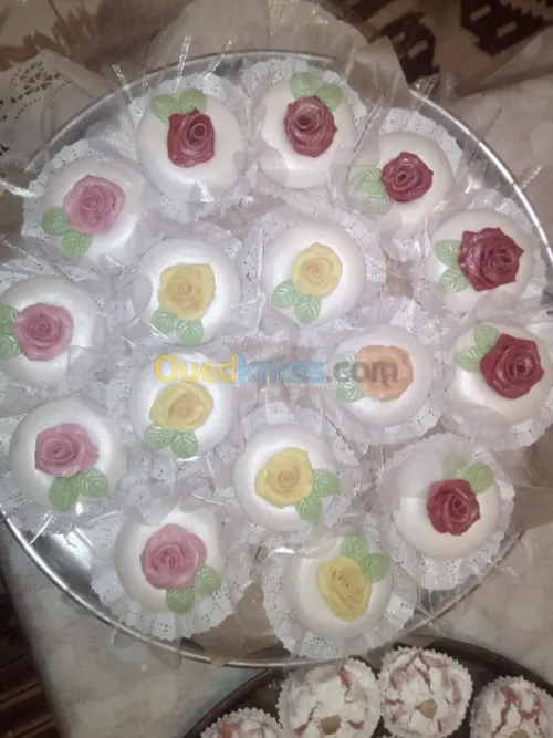 GATEAUX ET CAKES DISIGN