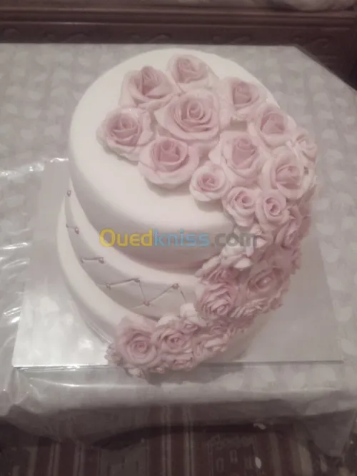 GATEAUX ET CAKES DISIGN