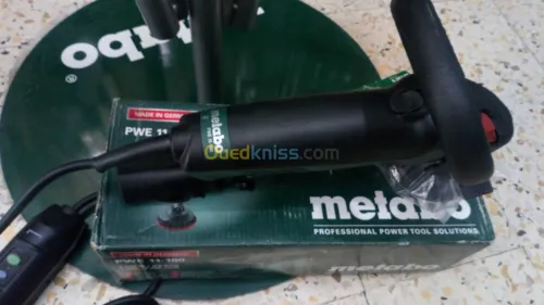 Lustreuse Ponceuse a EAU Metabo