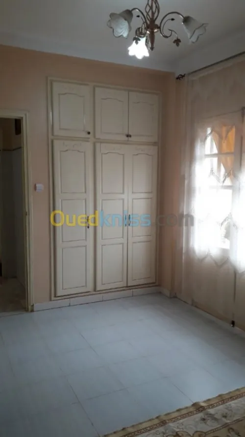 Vente Appartement F4 Oran Hassi bounif