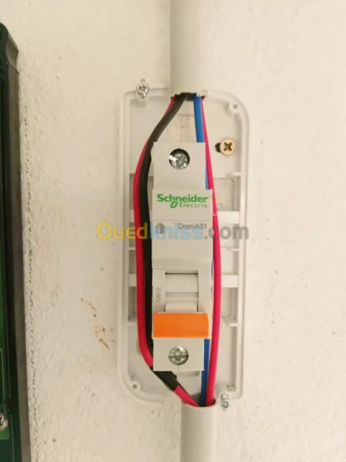 TRAVAUX D'ÉLECTRICITÉ ET GAZ