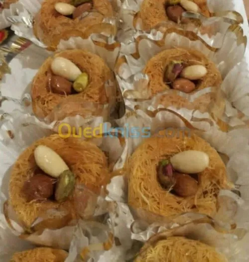 guateaux et produi de beauté