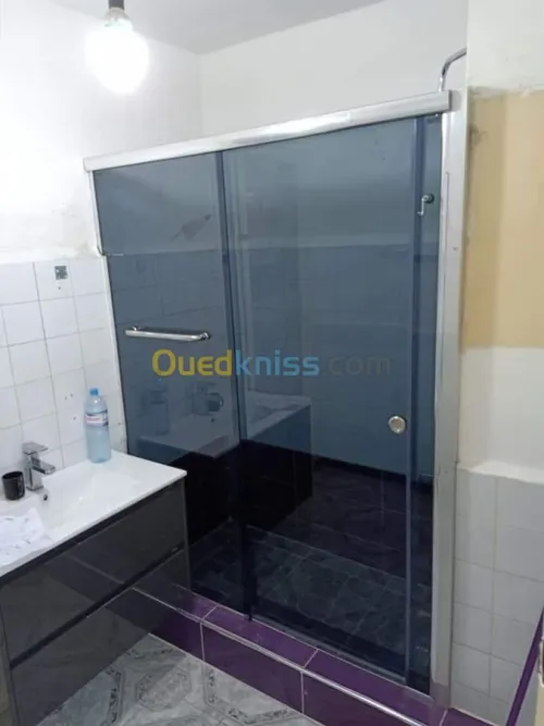 Cabine de douche 