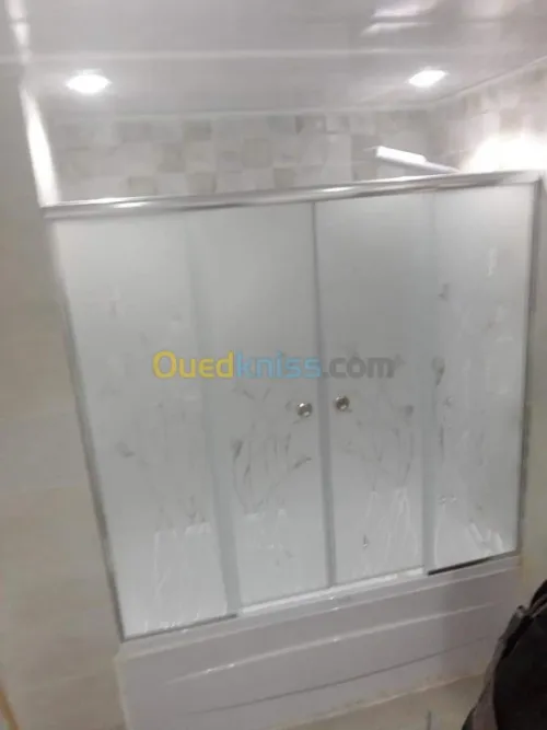 Cabine de douche 