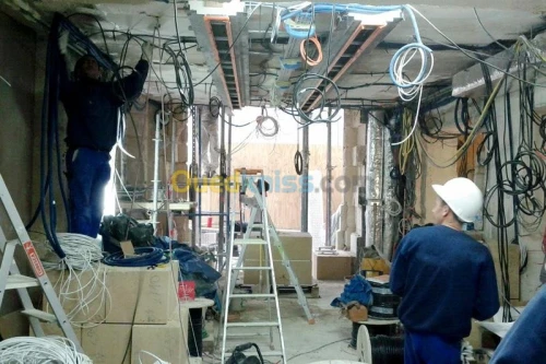 travaux (peinture, electricite,plomb) 