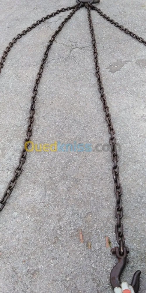 CHAINE QUATRE BRIN ET ROUE D'ECHAFFAUD