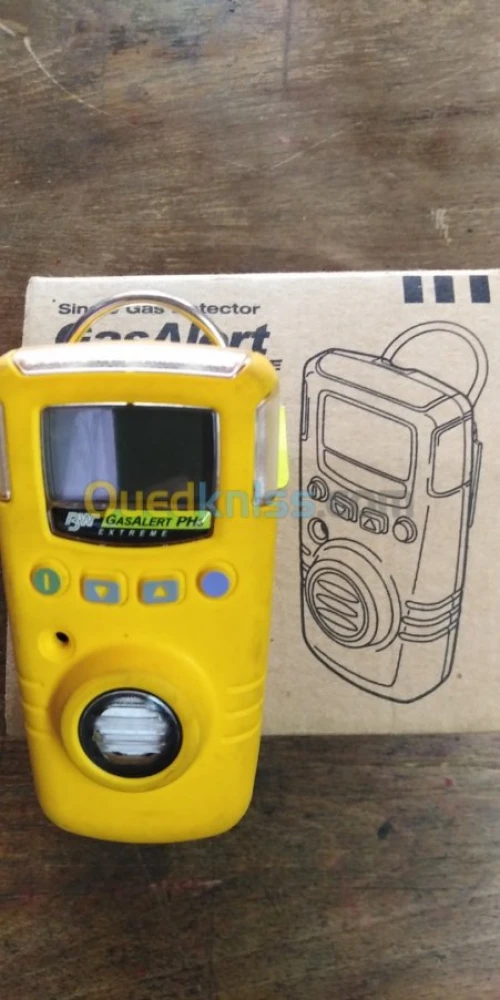 DETECTEURS QUATRE GAZ