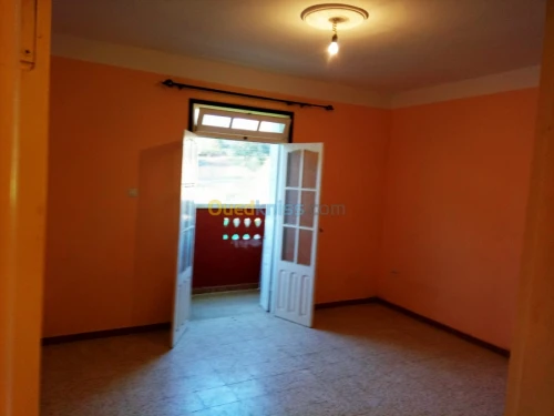 Location Appartement F3 Bejaia Sidi aich