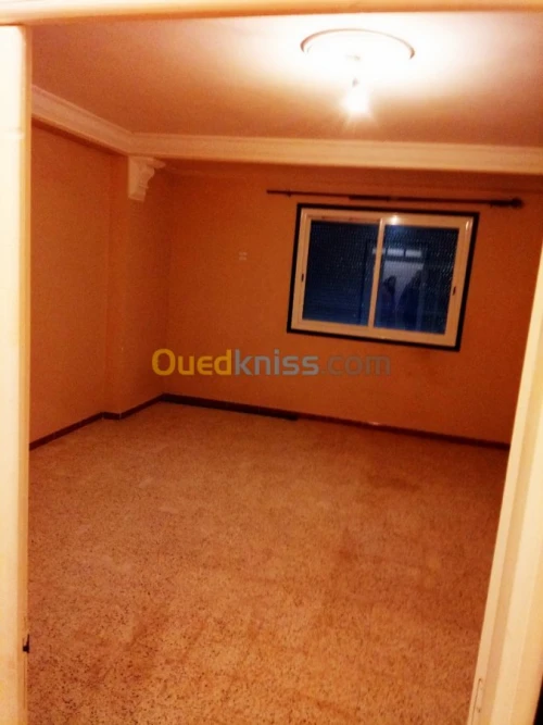 Location Appartement F3 Bejaia Sidi aich